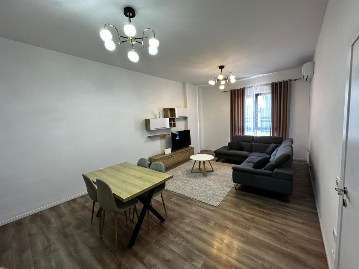 Apartament Myhouse At 21 Dhjetori Tirana Zewnętrze zdjęcie
